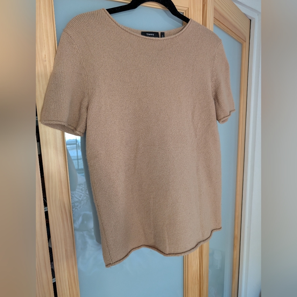 Theory tolleree cashmere short sleeve sweater